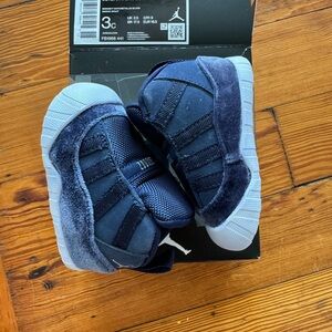 Jordan 11 Crib Booties